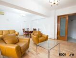 Properties to let in 4-room apartment for sale Generous space and parking included Herastraus