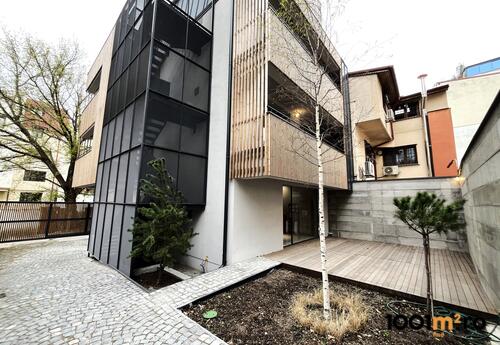 Properties to let in 4 BEDROOM DUPLEX || UNIQUE ARCHITECTURE || DOUBLE PARKING || DOROBANTI