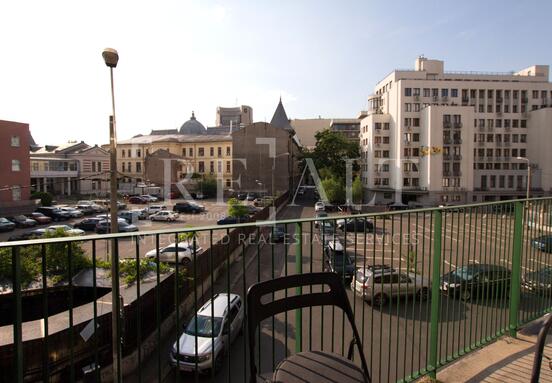 3-room apartment for sale Investment, excellent location | University