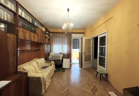 2 BEDROOMS || SPACIOUS || RARE PROPERTY WITH ELEVATOR || VICTORIA - ROMANA