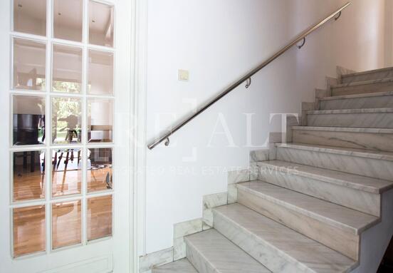 Sale house, villa 10 rooms | 3,265 square meters of land, Premium finish | Breaza, Prahova