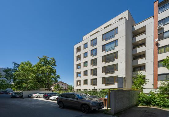 2 BEDROOMS || 2 BATHROOMS || SEPARATE KITCHEN || VIRGILIU