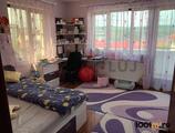 Properties to let in House / Villa with 10 rooms for sale -Gruia-